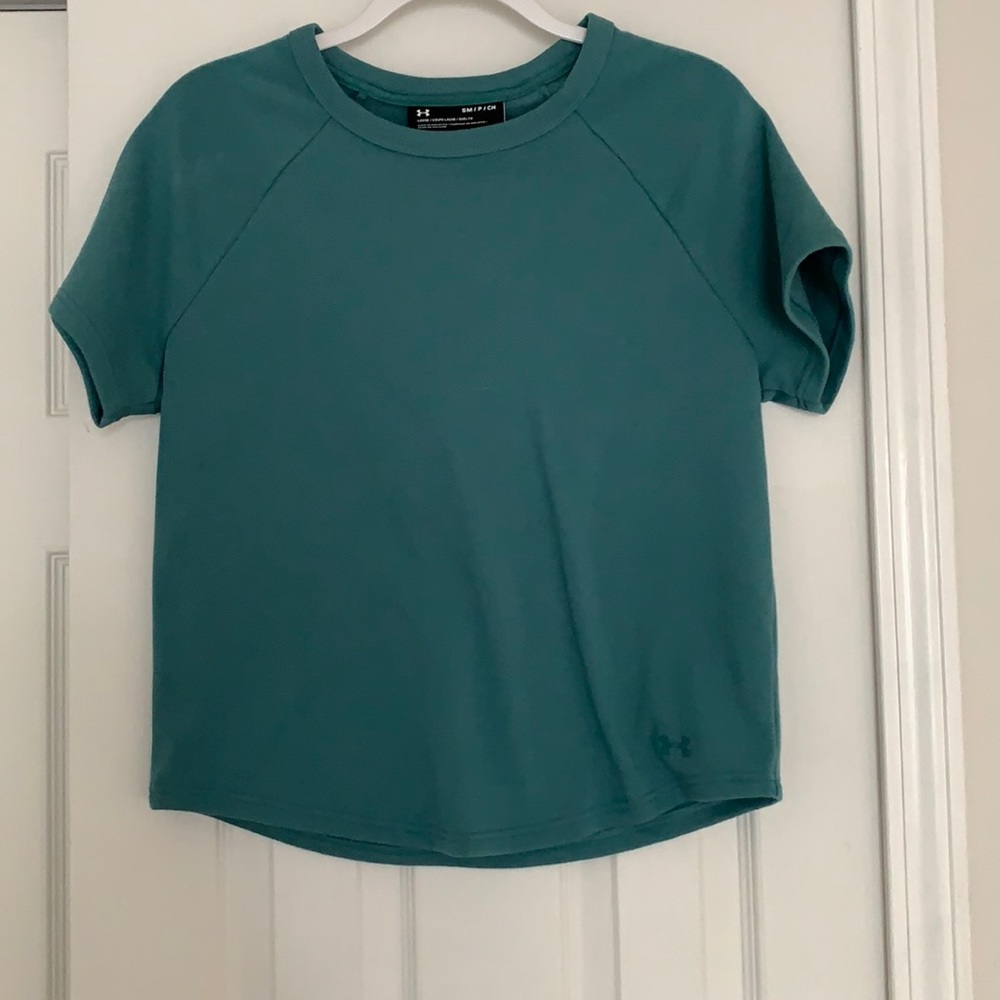 Under armor shirt